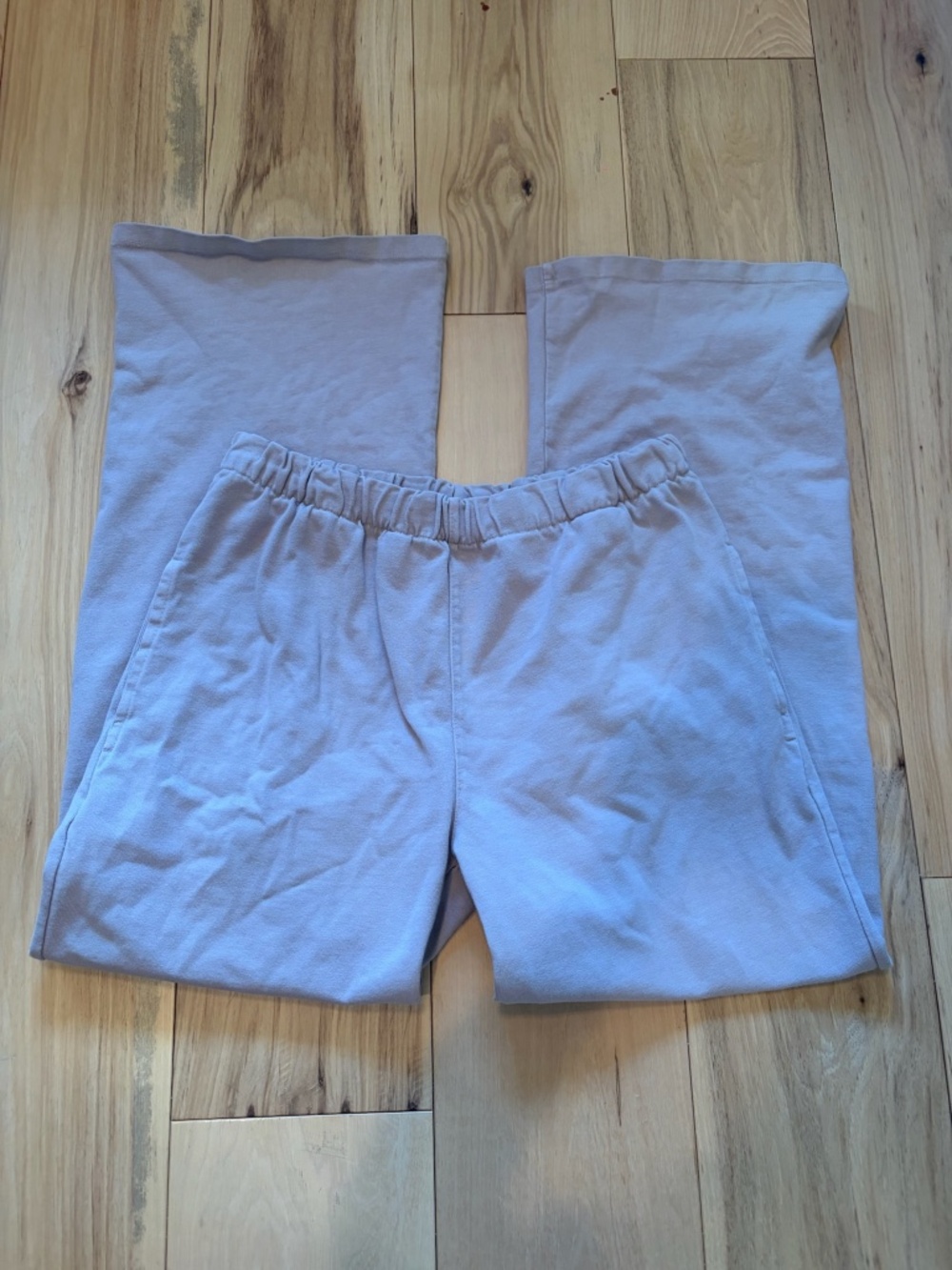 Brandy Melville John Galt Lavender Anastasia Open Leg Sweatpants OS Flaw